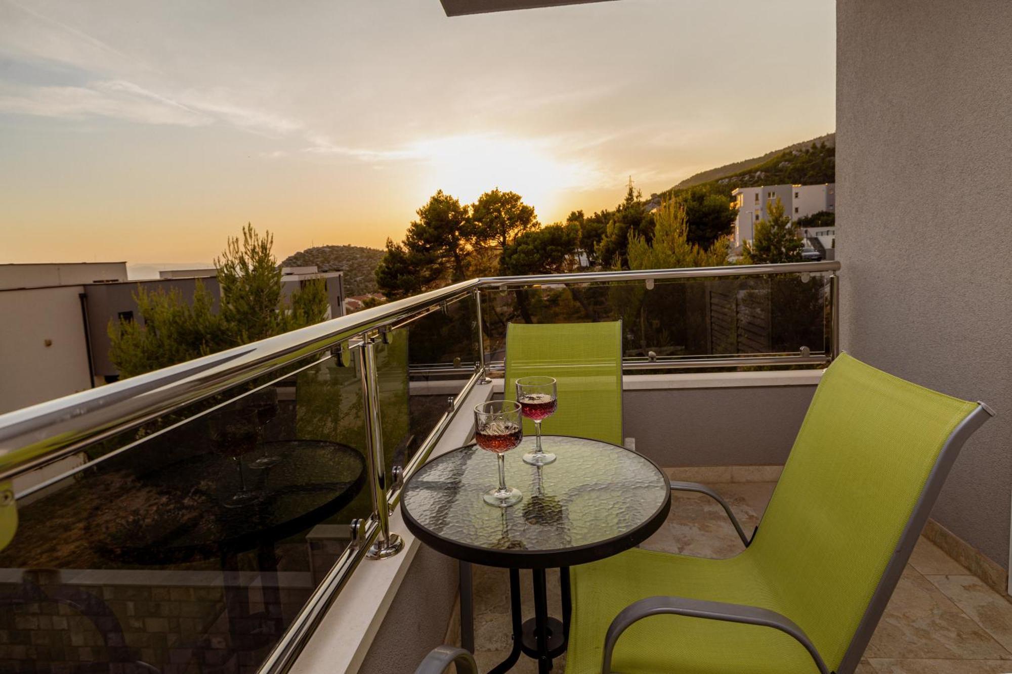 Villa Em Makarska Oda fotoğraf